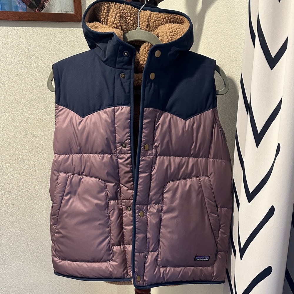 Patagonia Reversible Sherpa Women’s (XS) or Kids' (XL) Vest with Hood